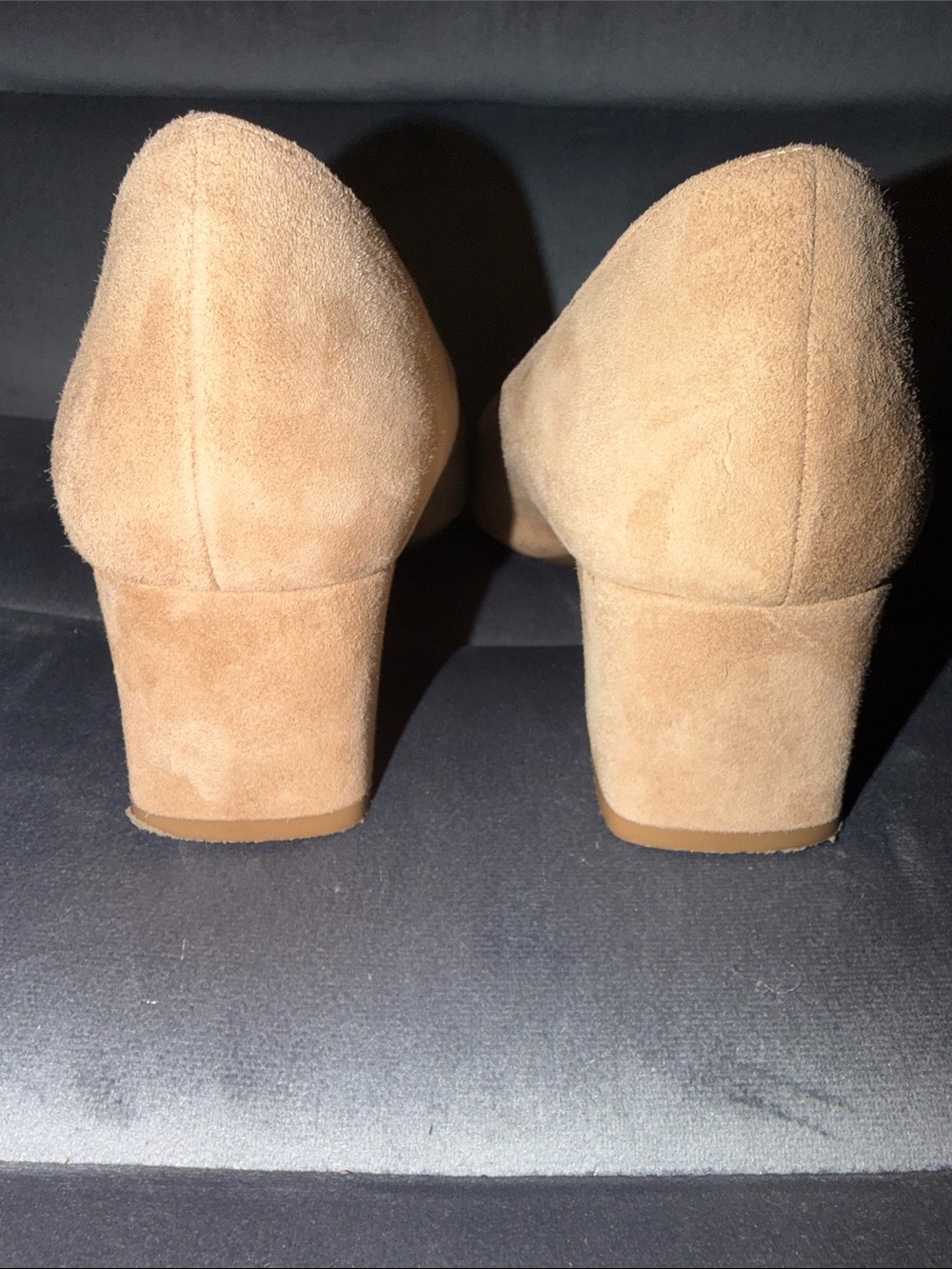 Aquatalia Beige Suede Pasha Pointed-Toe Pump size 9.5 - Picture 4 of 8